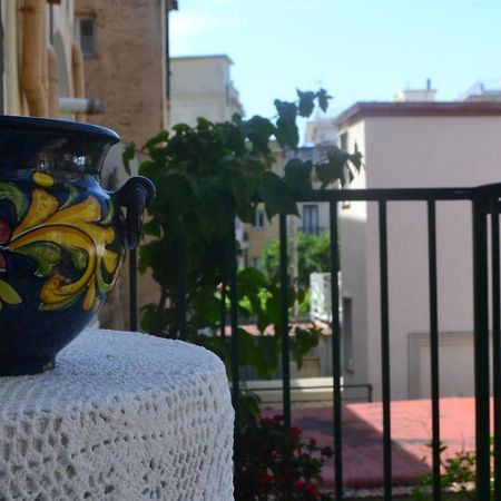 مبيت وإفطار مايوري Casa Mariannina المظهر الخارجي الصورة